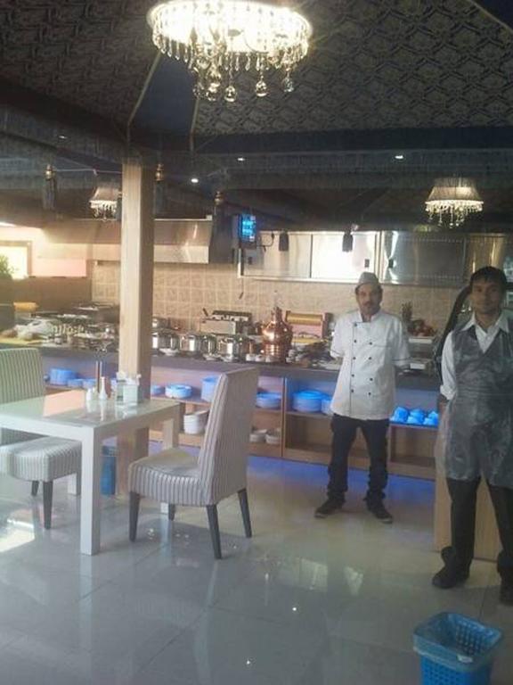 Al Farhan Hotel Suites - Al Salam Эр-Рияд Экстерьер фото